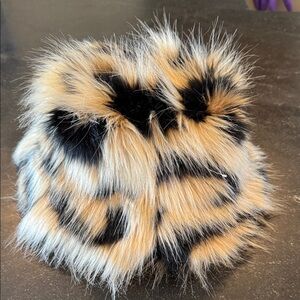 Faux Fur Animal Print Hat diameter inside 22”